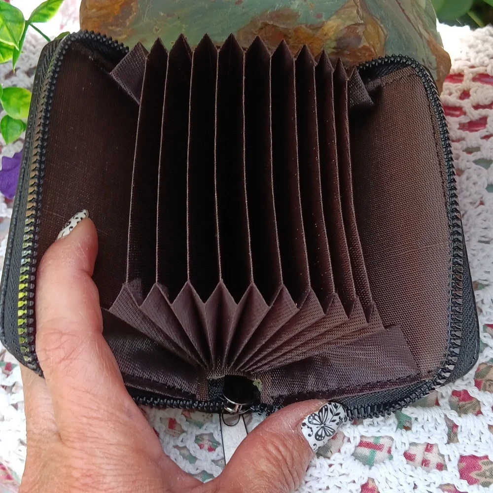 🆕VEGAN LEATHER GOTHIC SKULL WALLET WITH 12 CARD SLOTS:*GOTH *PUNK *STEAMPUNK